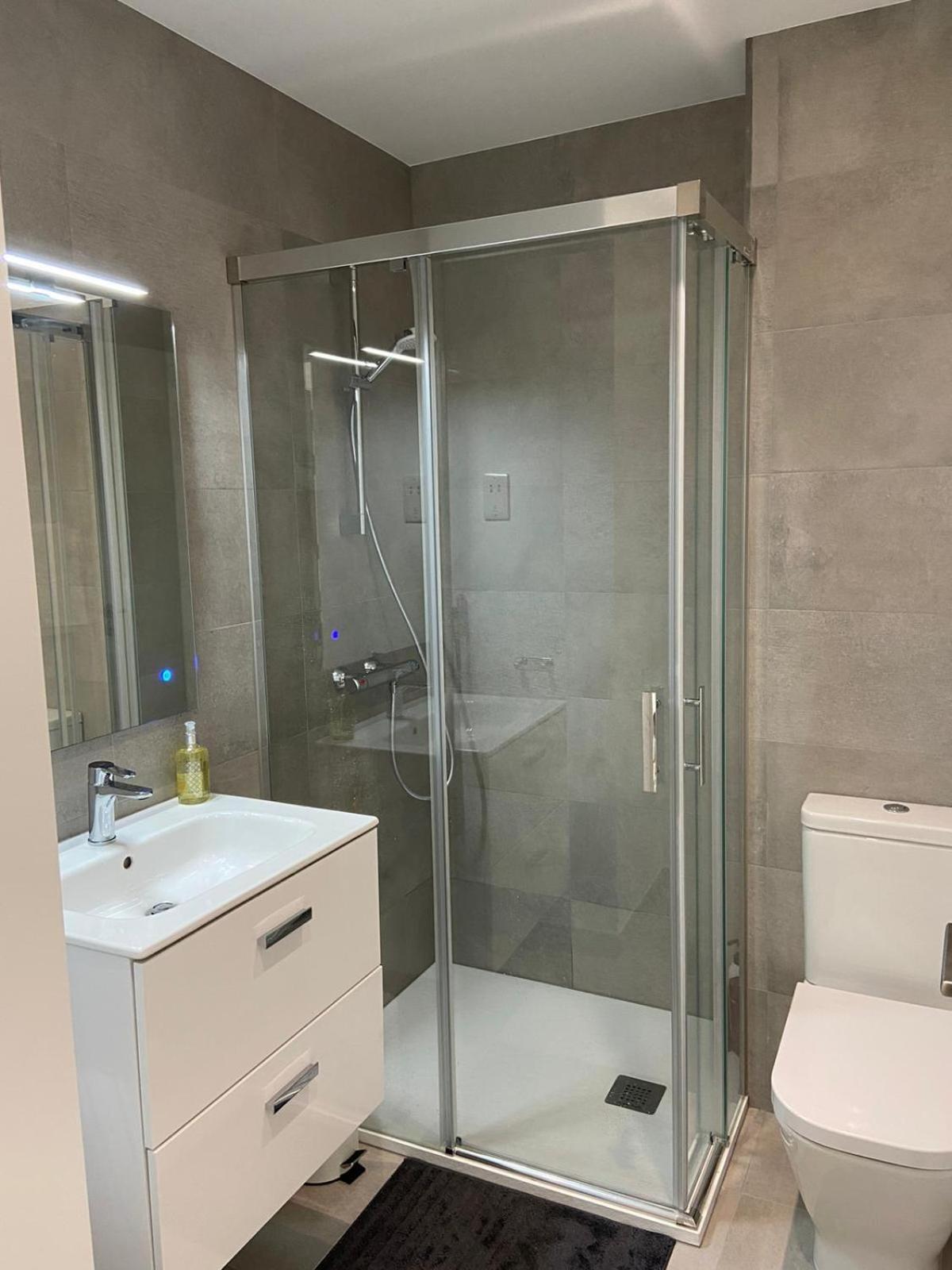 Holiday Studio Apartment Near The Beach And City Centre Gibraltar Quarto foto